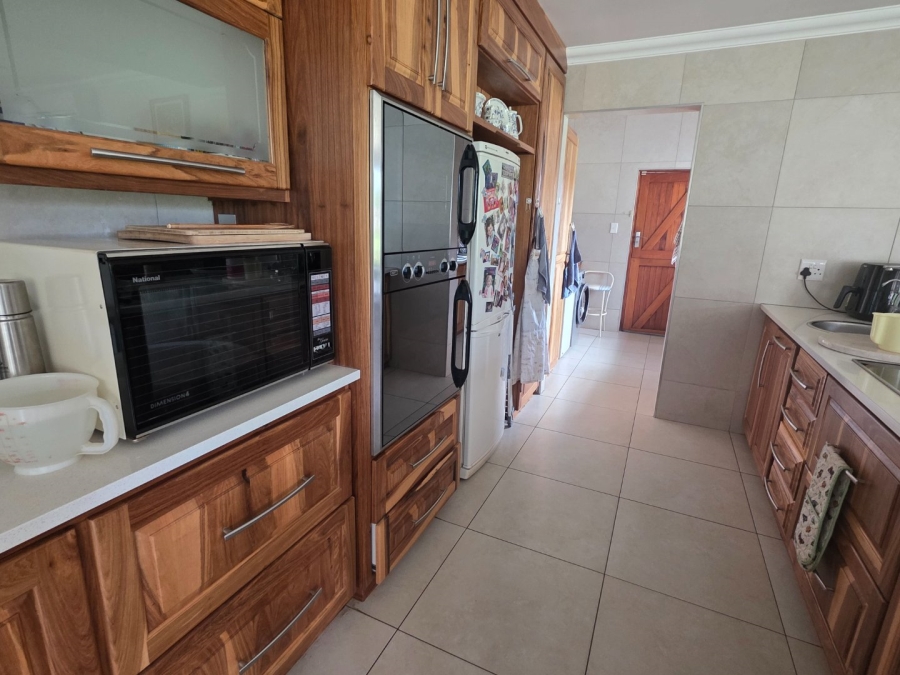 To Let 3 Bedroom Property for Rent in Wilkoppies North West